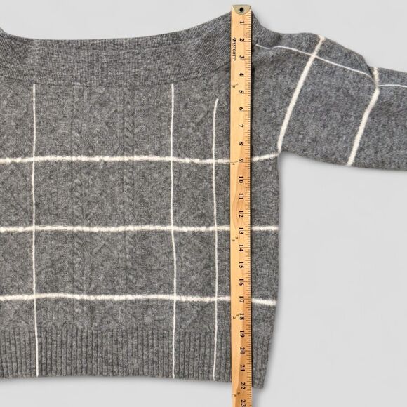 NWT dh New York Off Shoulder Sweater Pullover Windowpane Gray Size Large - Picture 5 of 8
